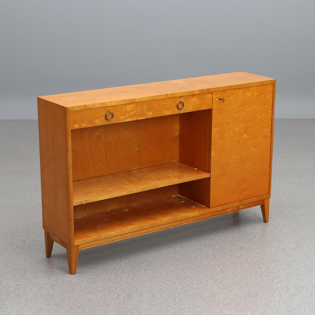 BOOKCASE. Birch. 1930s/40s.