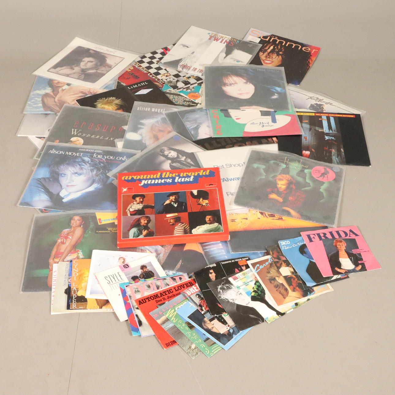 VINYLPLADER 60 LP'er, Maxi og Singles.