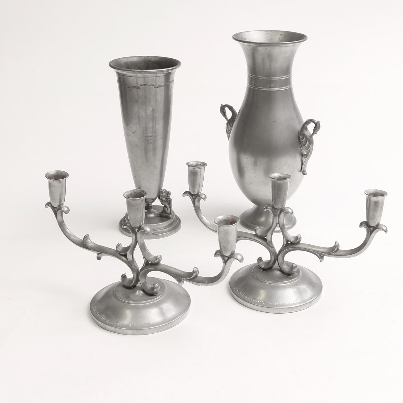 A set of four Art Deco pewter objects, 1930s/40s.