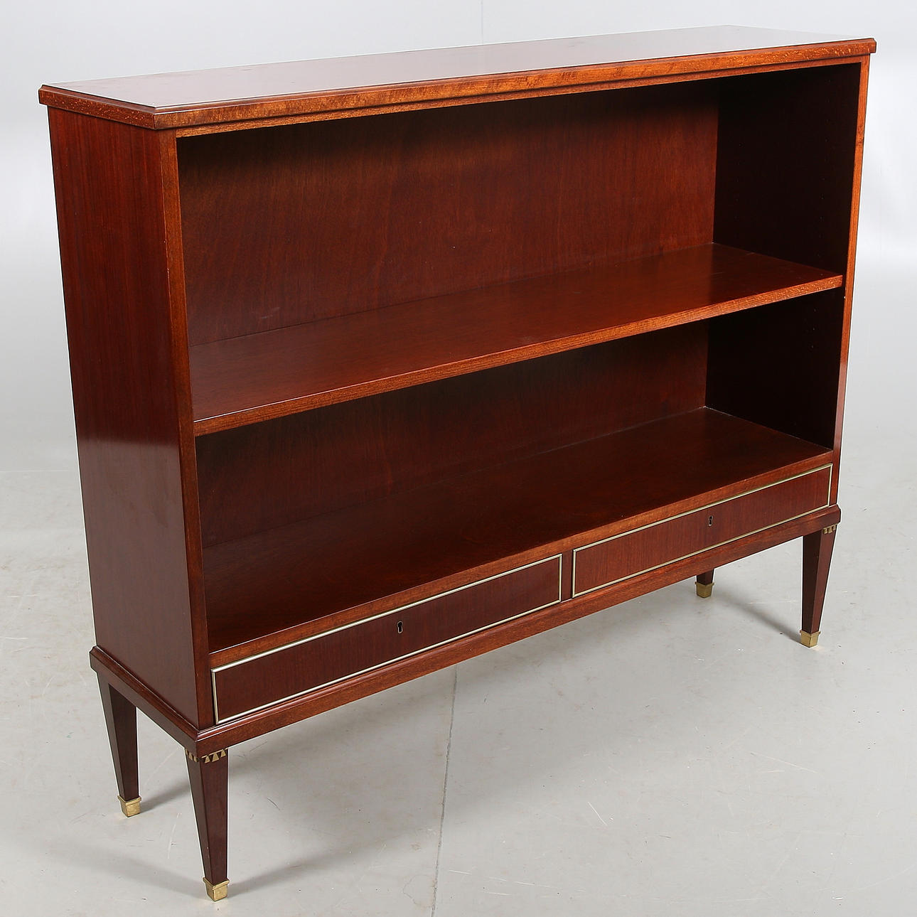 BOKHYLLA, Gustaviansk stil, 1900-talets mitt.