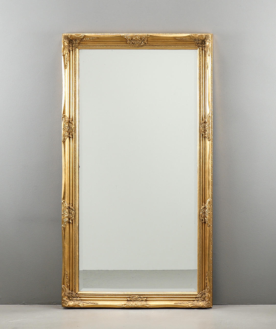 MIRROR vergoldeter Rahmen.