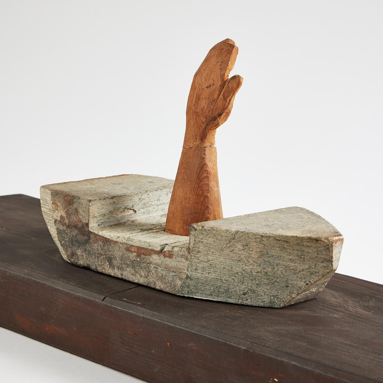 TORSTEN RENQVIST. “Standing Arm Craft”.