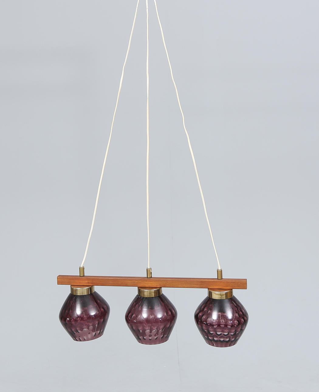 CEILING LAMP, 3 light points, purple glass, 60/70 numbers.