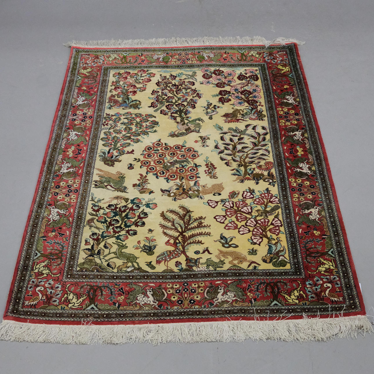 PERSISK, KNYTTEDE FIGURTÆPPE, GHOM.