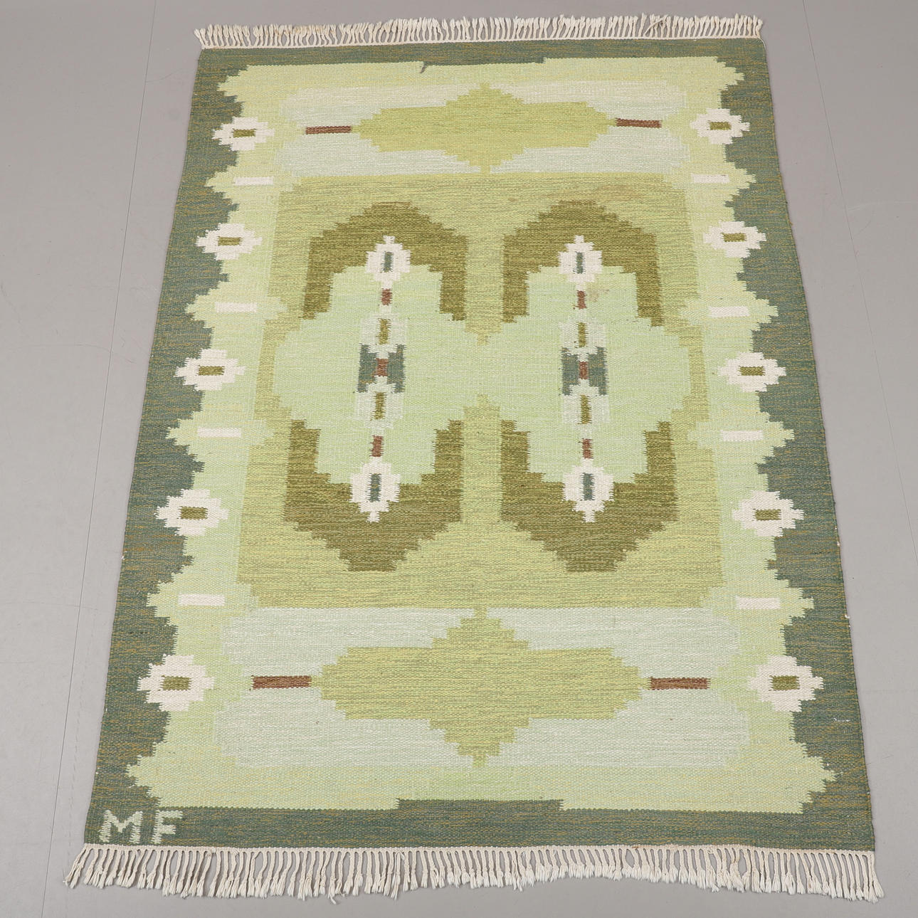 CARPET, yarrow linen, signed MF, 229 x 166 cm.