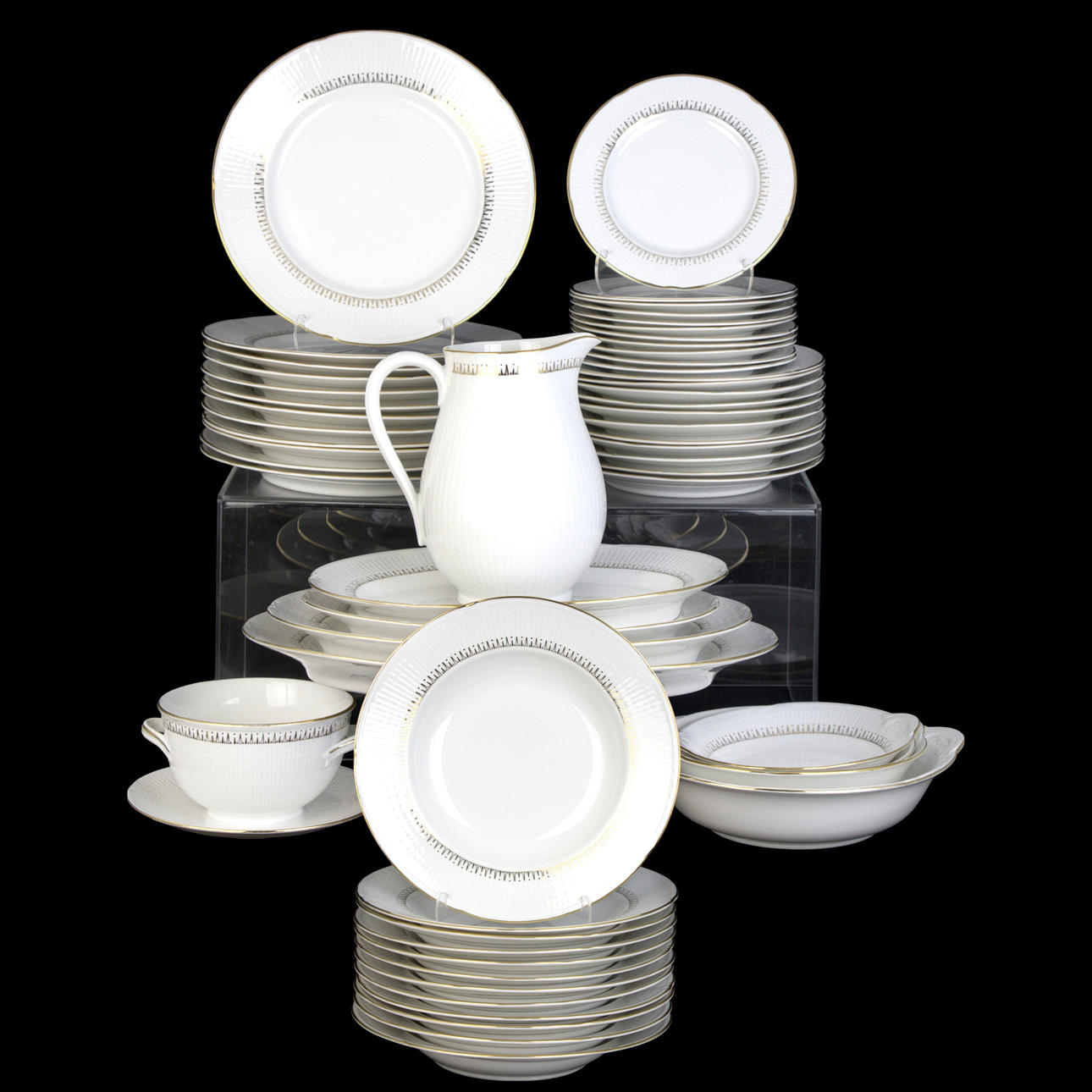A 56-piece “Swedish Grace” tableware set, Rörstrand.