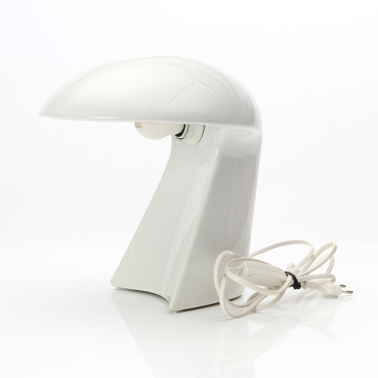 TABLE LAMP, WHITE GLAZED CERAMIC.