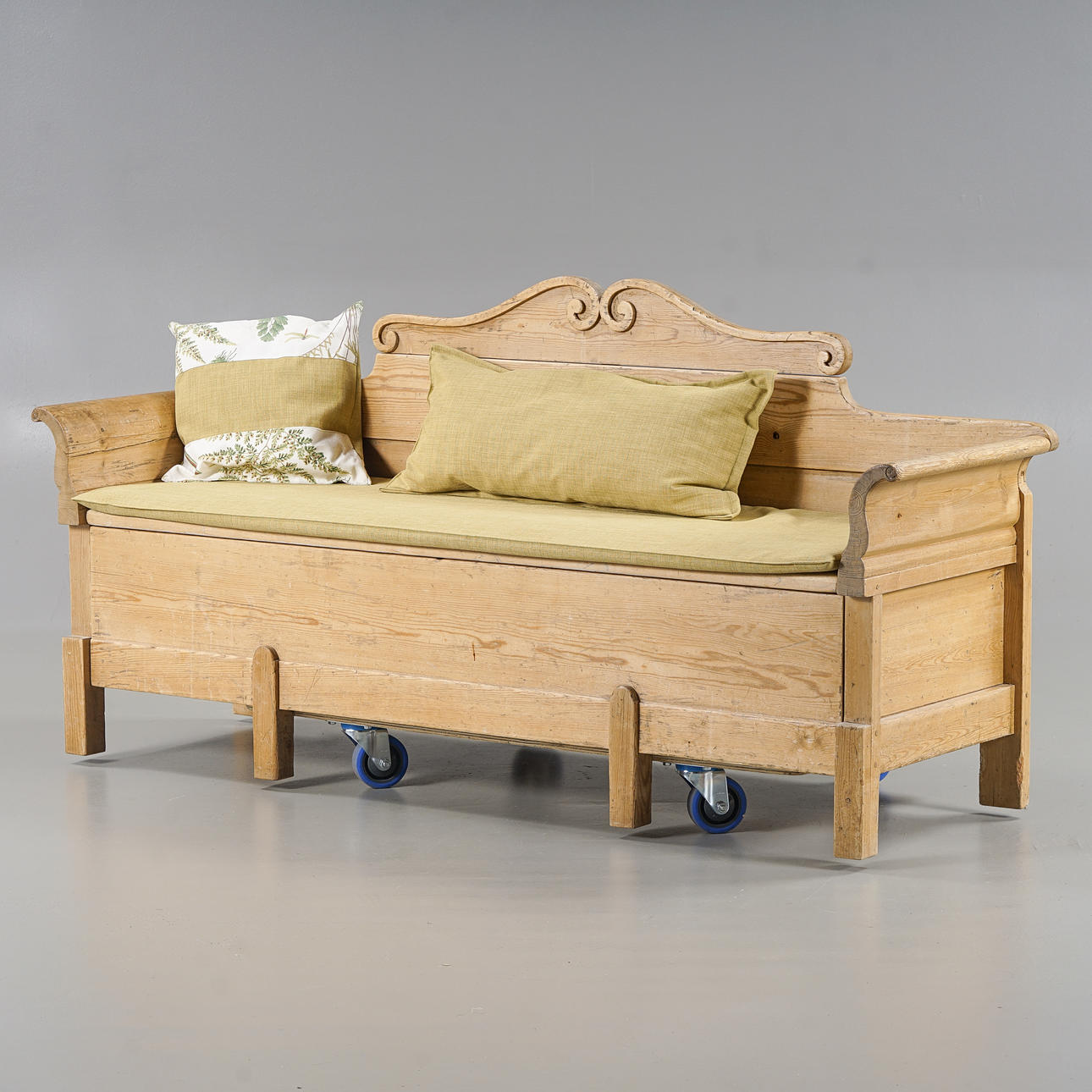 PULL-OUT SOFA, second half of the 19th century.