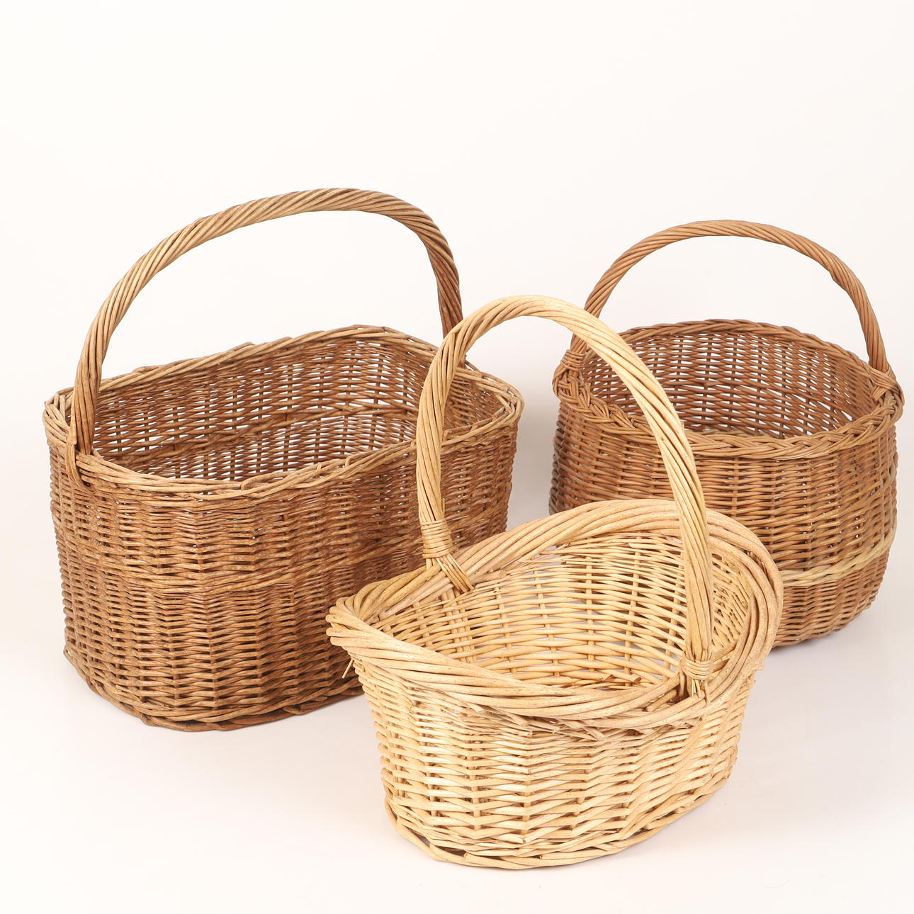 KORGAR, 3 stycken, flätad rotting, 1900-tal.