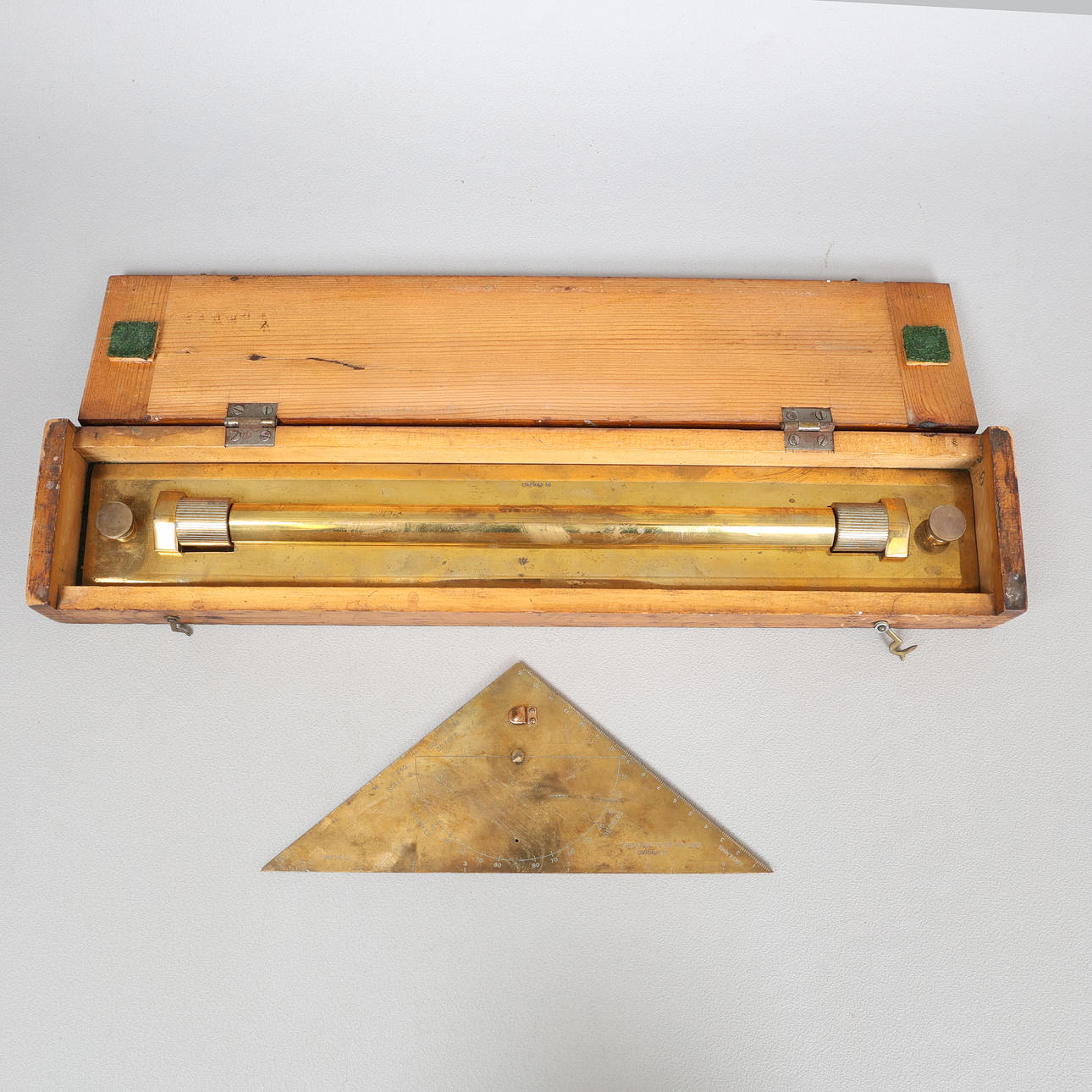 WW2 BRASS ROLLING PARALLEL RULE (2).