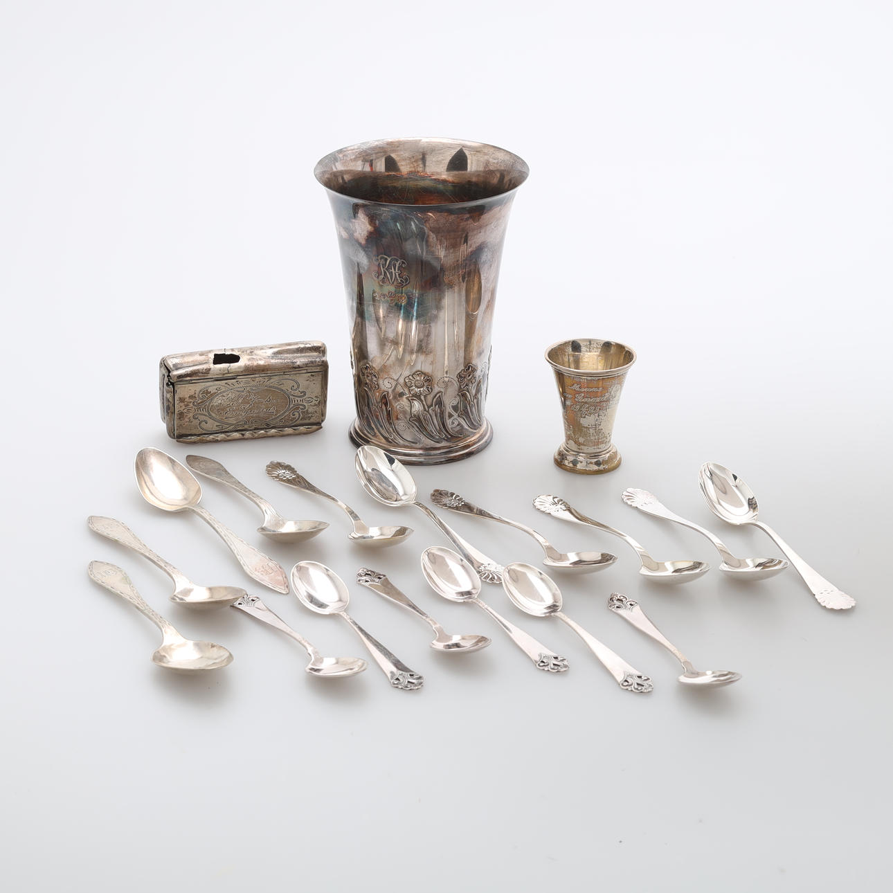 SILVER OBJECT, Weight 445 grams.