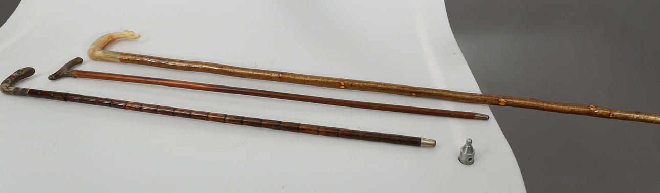 SPATSERKÄPPAR, trä, nysilver och ben, 3 stycken, 1900-tal.