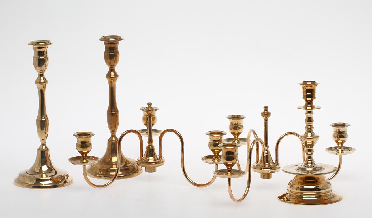 KANDELABRAR 1 par samt KLOCKLJUSSTAKE, mässing, Skultuna.