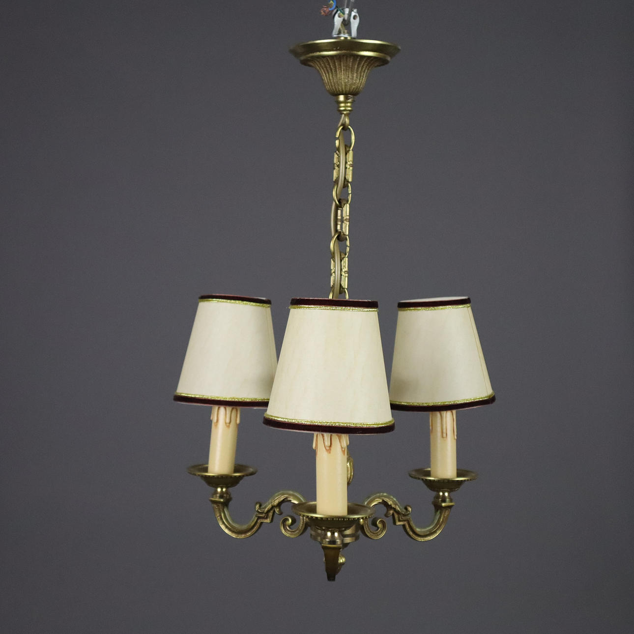 EMPIRE STYLE CEILING LAMP - 20. JH.