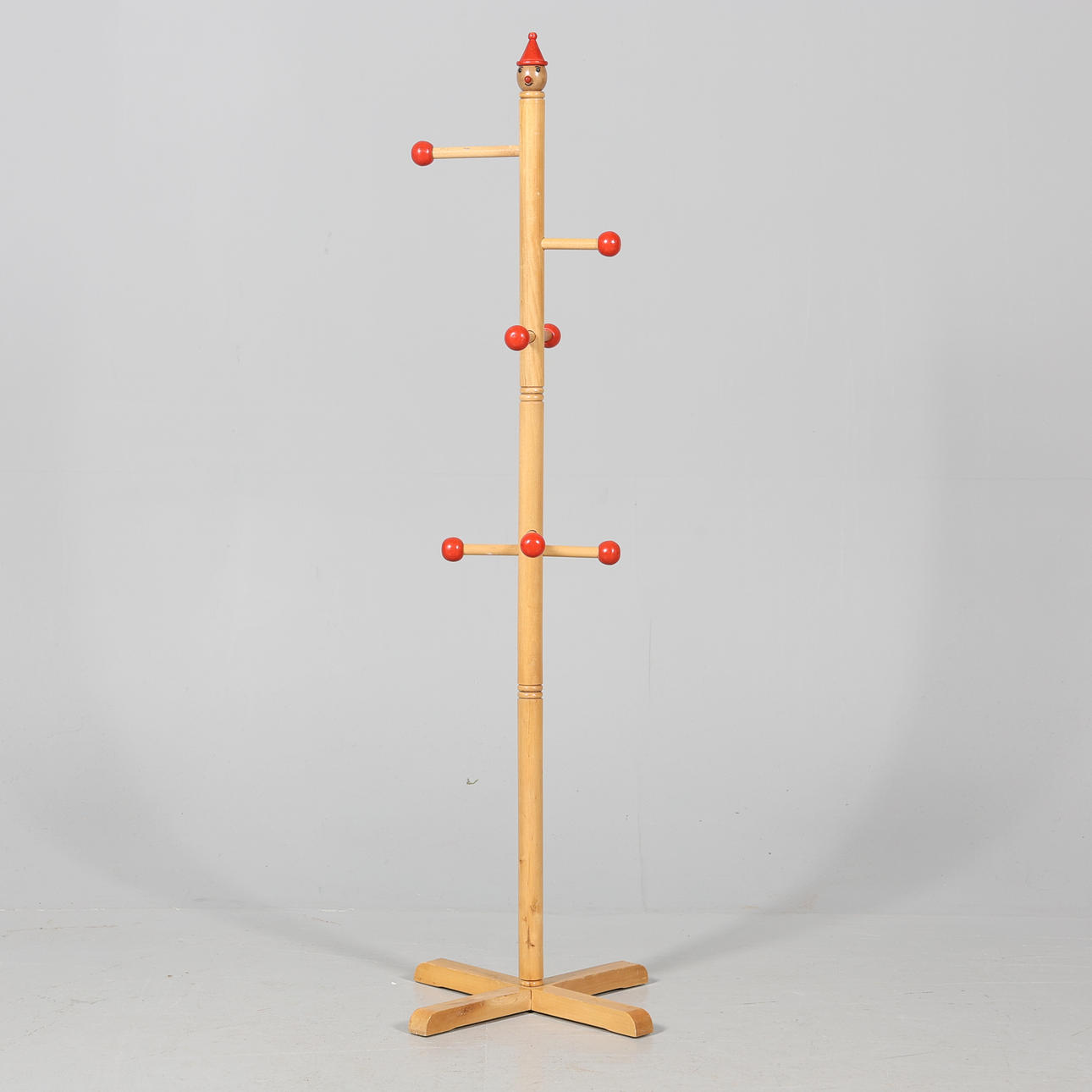 CLOTHES HANGER, WOOD.