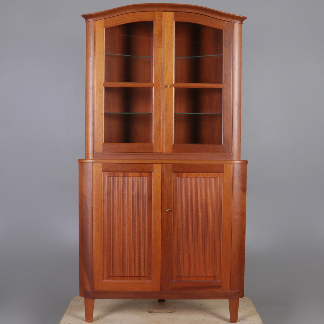 HÖRNSKÅP, "Herrgården" Carl Malmsten, Åfors möbelfabrik.