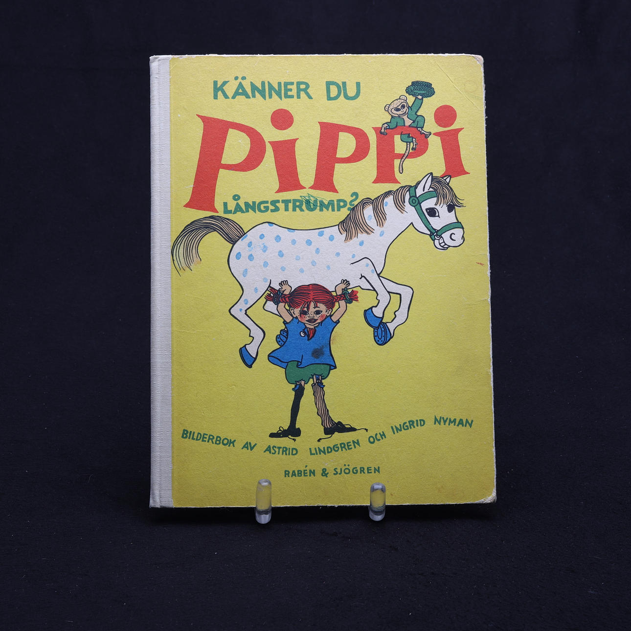 BOOK, “Do You Know Pippi Longstocking?“, 1st edition, Astrid Lindgren, Rabén & Sjögren, Stockholm 1947.