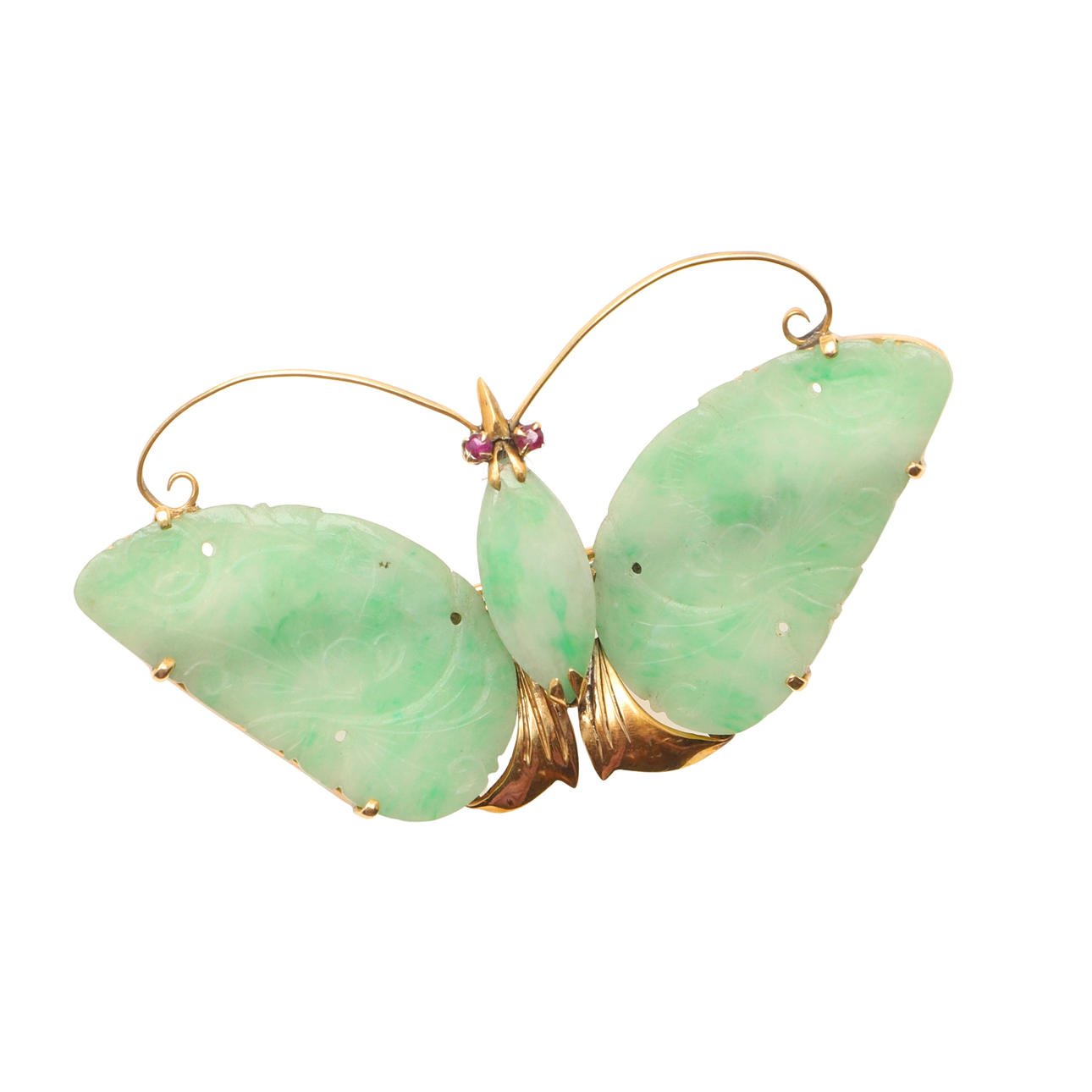 EINE SCHMETTERLINGSBROSCHE AUS JADE UND RUBIN.