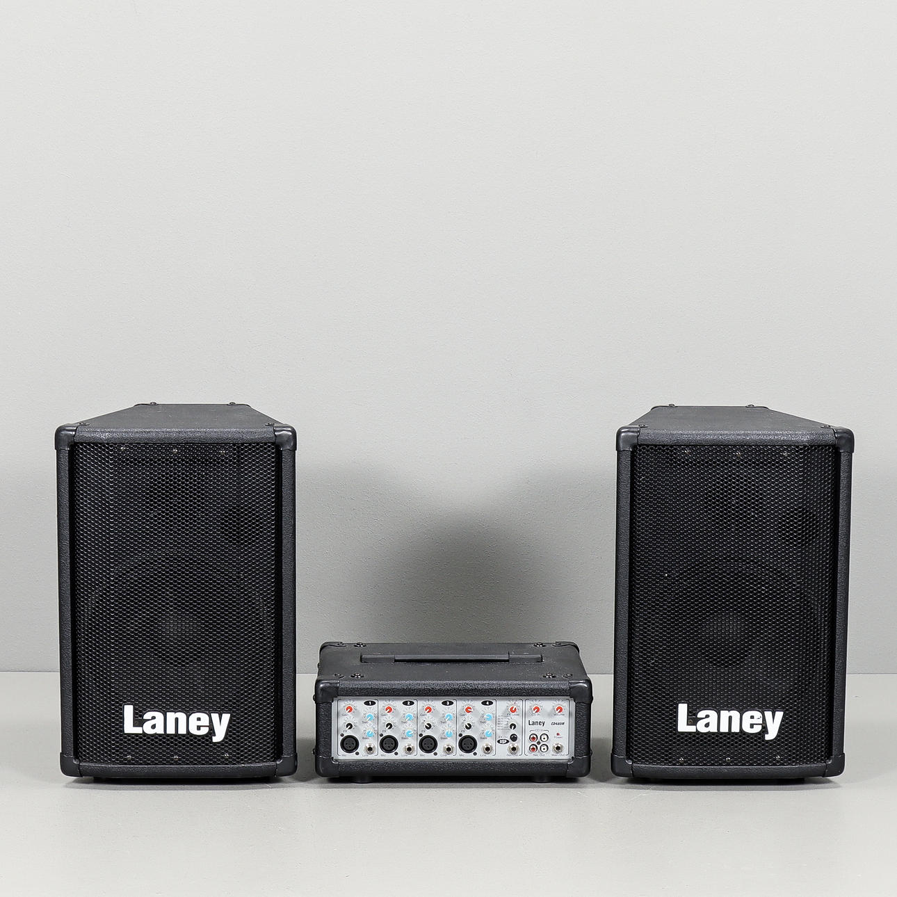 PA SYSTEM Laney, Powermixer & 2 Speakers.