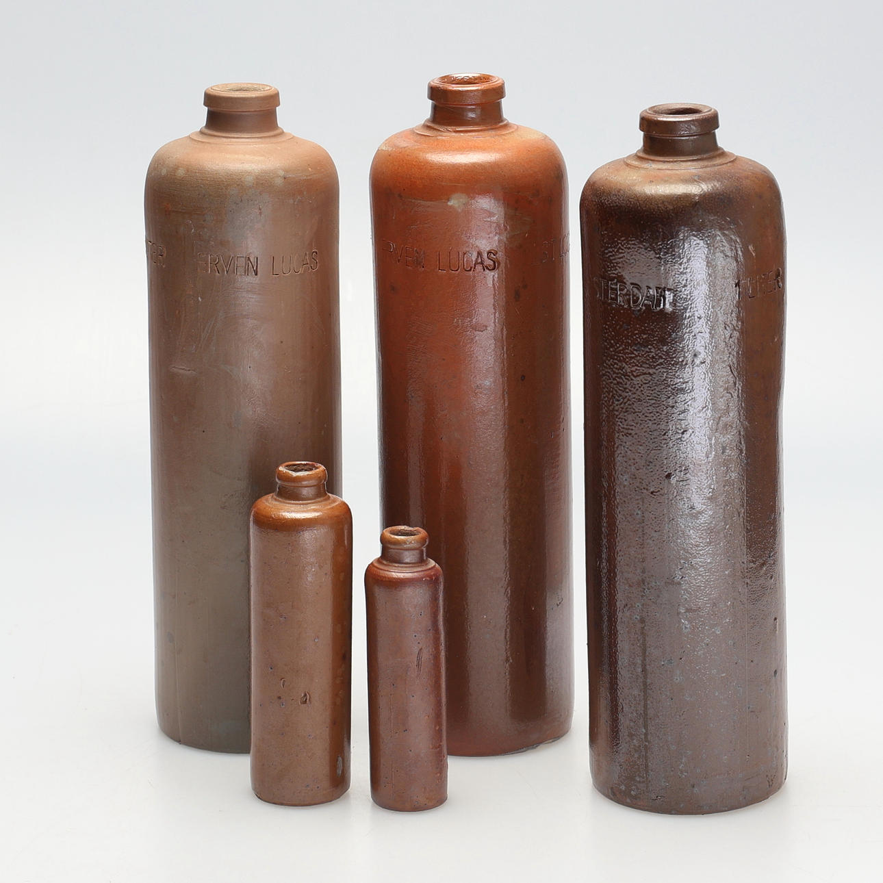 CERAMIC MUG. 5 pcs mixed sizes.