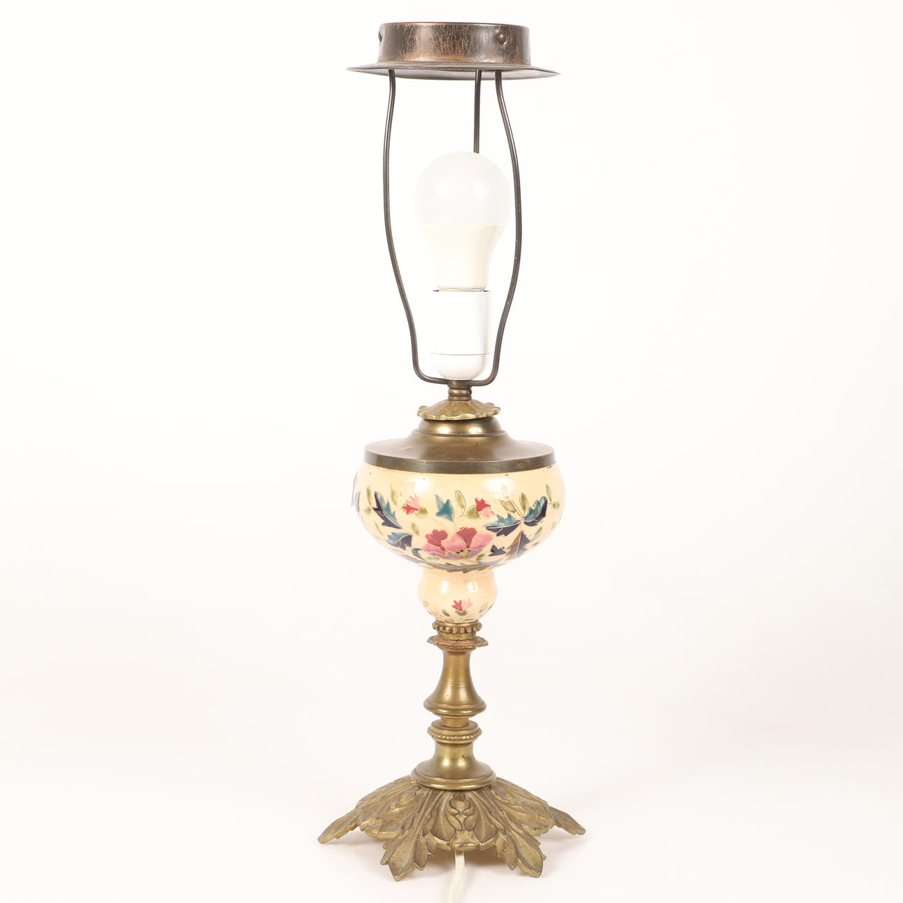 Bordlampe, majolica/messing, 20. århundrede.