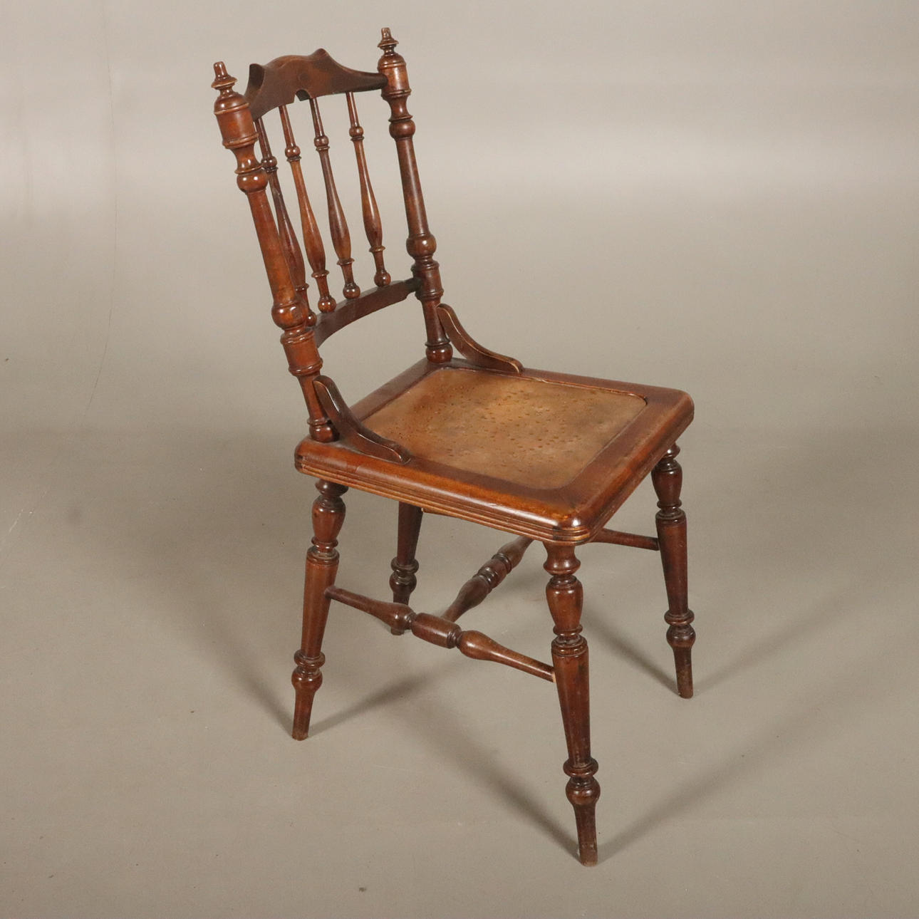 Chair, thonet style.