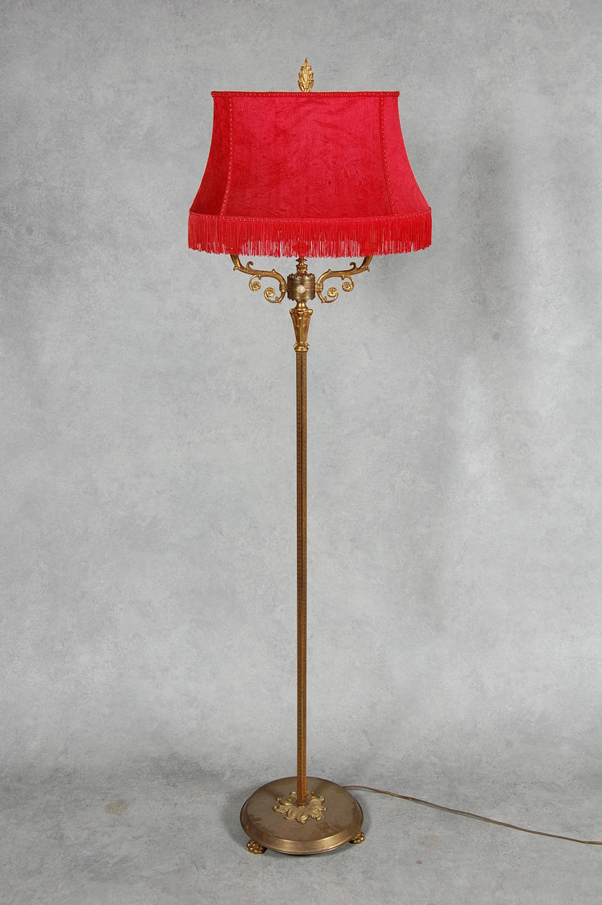 GOLVLAMPA, 1940-tal.