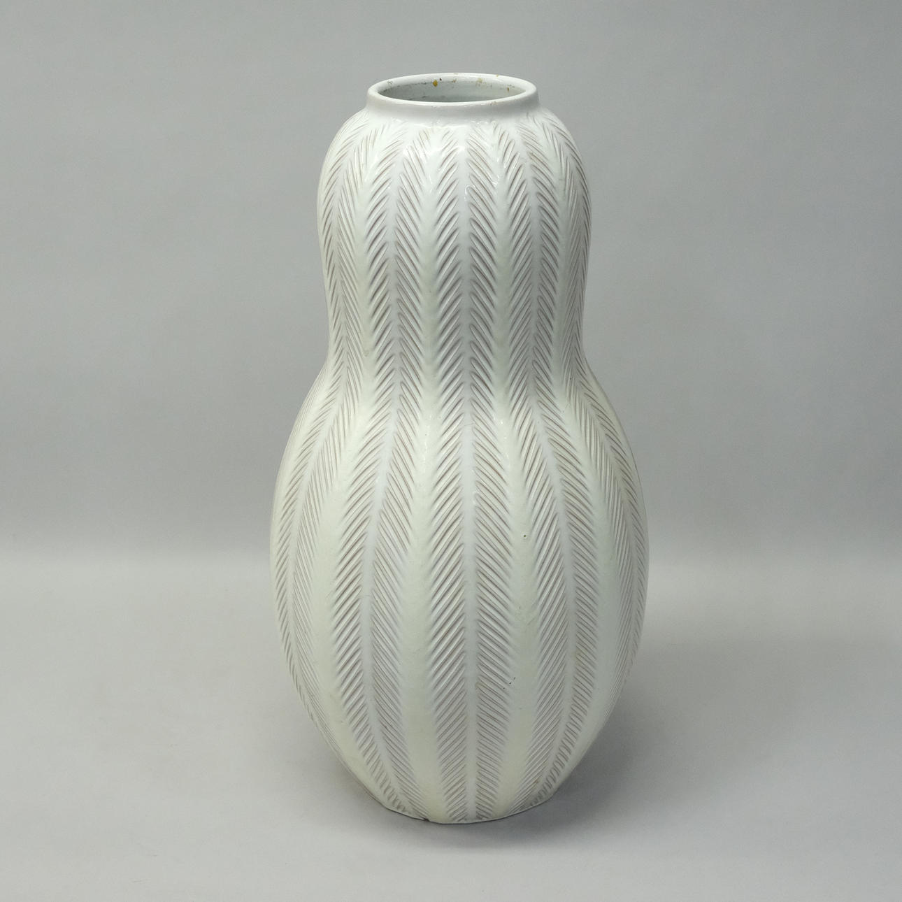 ANNA-LISA THOMSON. FLOOR VASE, EKEBY.