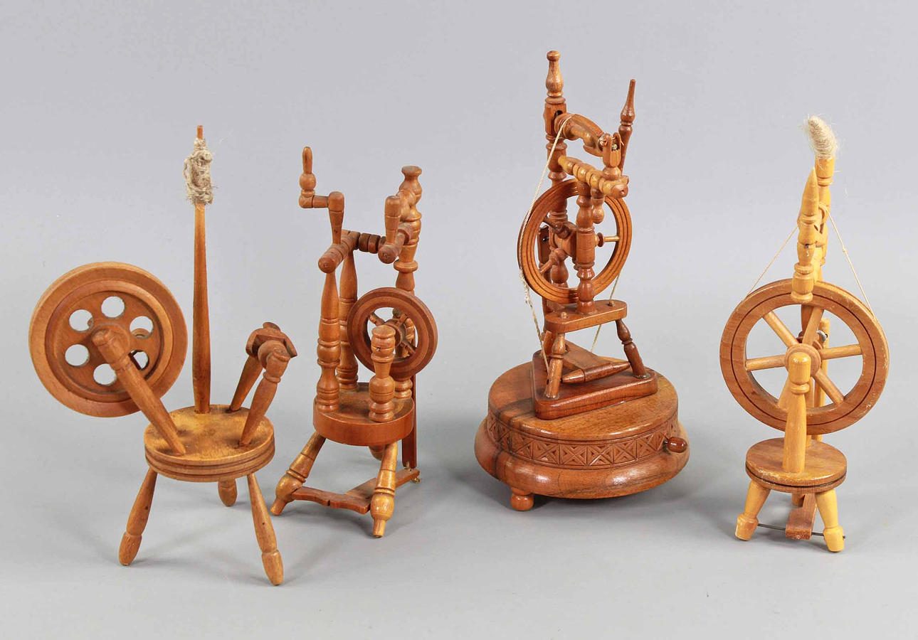 4 SPINNING WHEEL MODELS.
