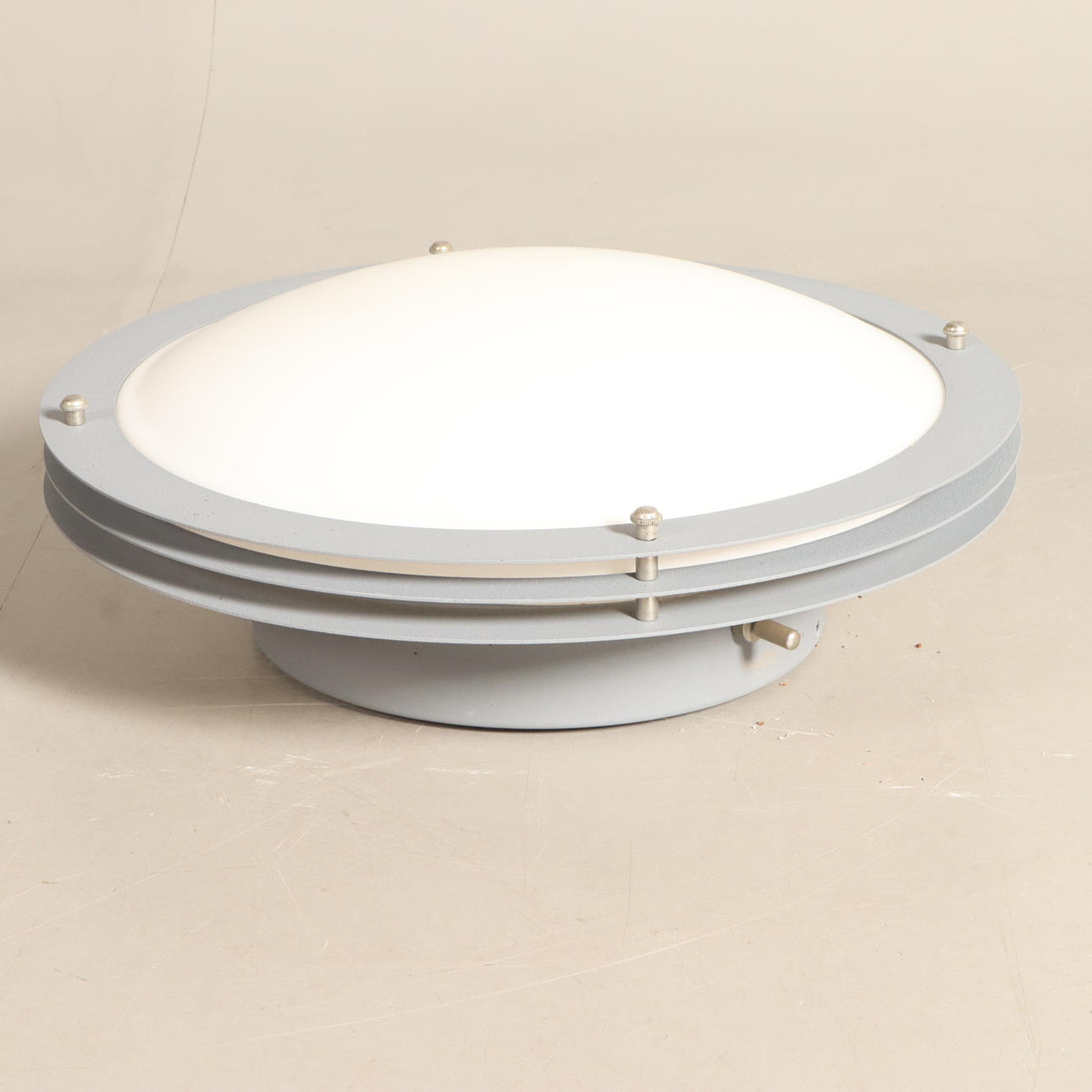 PLAFOND metal/ glass.