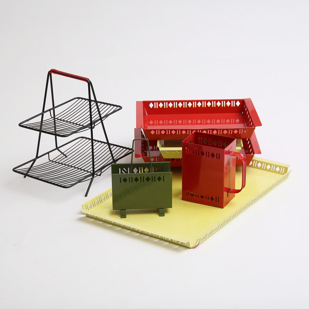 TRAYS, etc., 7 pieces, mostly Nils Johan.