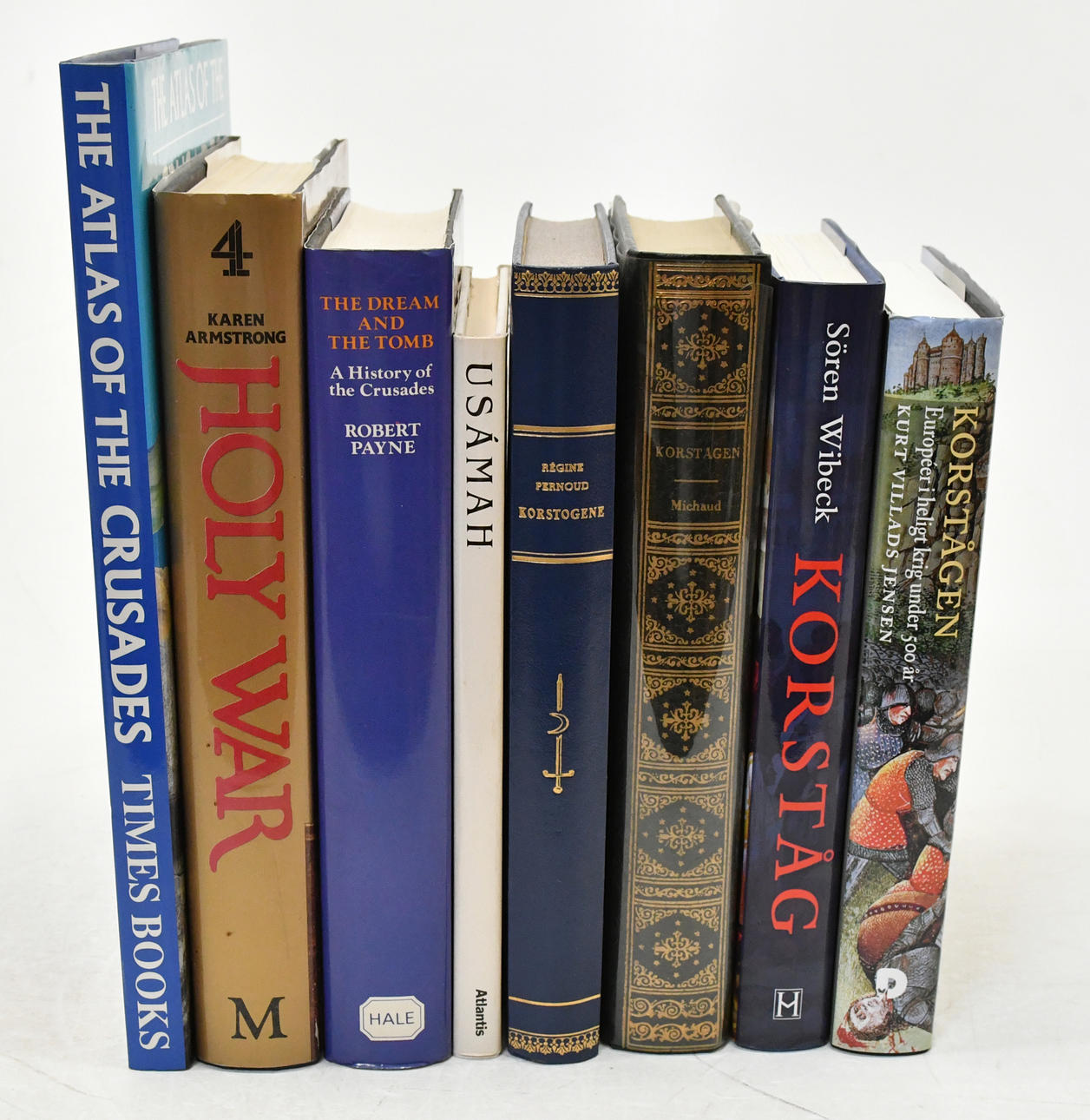 Bøger om middelalderhistorie og korstog. 9 bind.