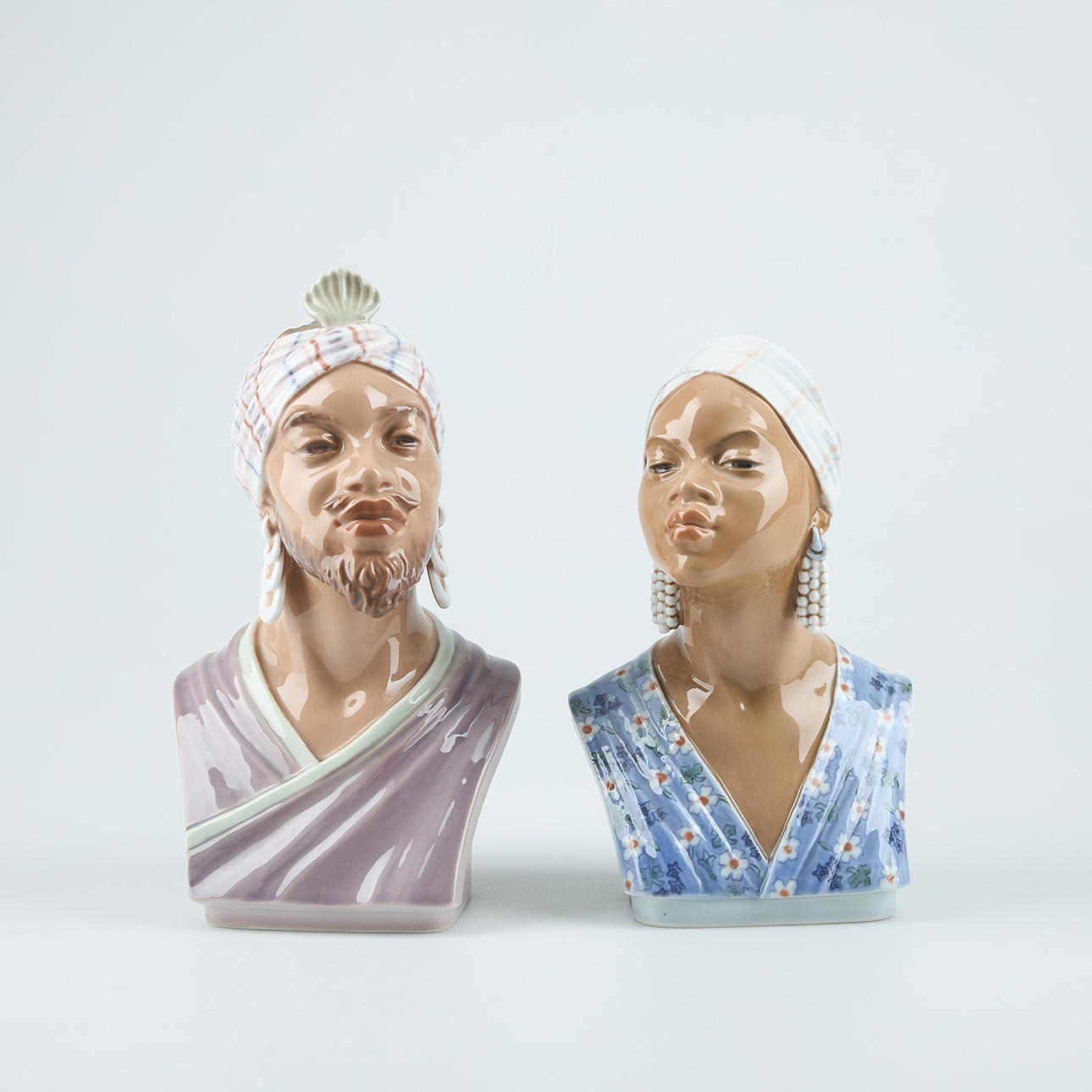 FIGURIINIT, 2 kpl, posliinia, Dahl Jensen, Tanska.