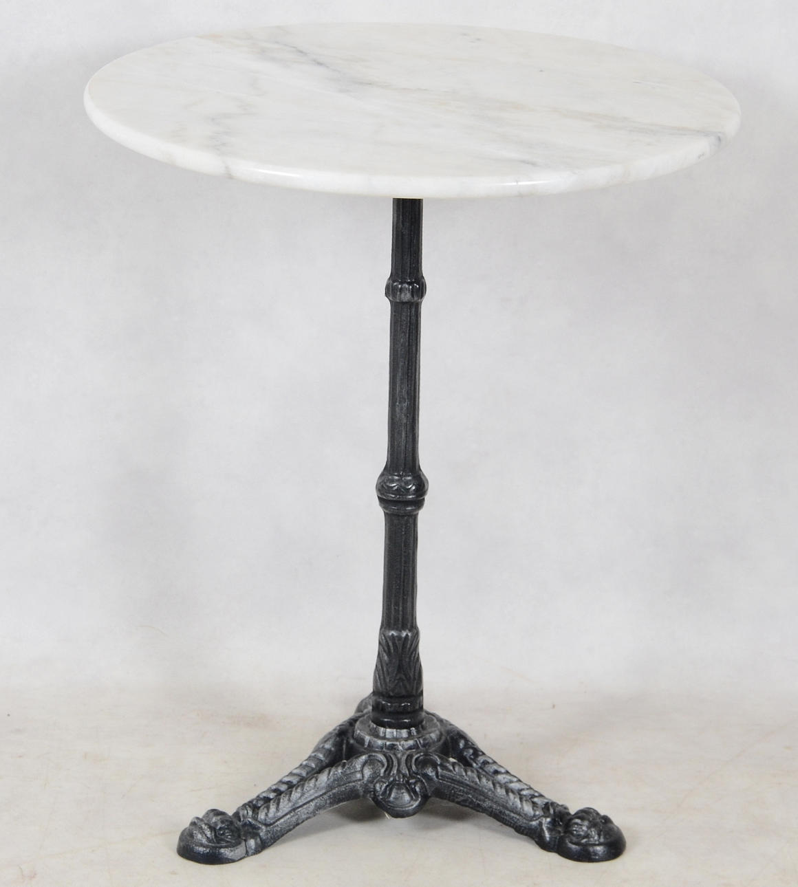 CAFÉBORD, metall med marmorskiva, modern tillverkning.