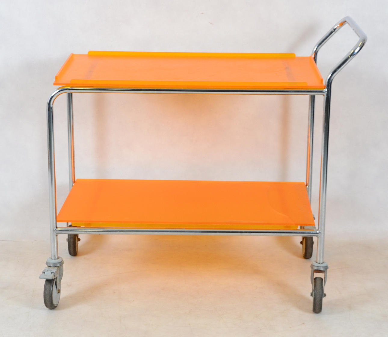 SERVERINGSVAGN, metall och plexiglas, 1900-talets andra hälft.