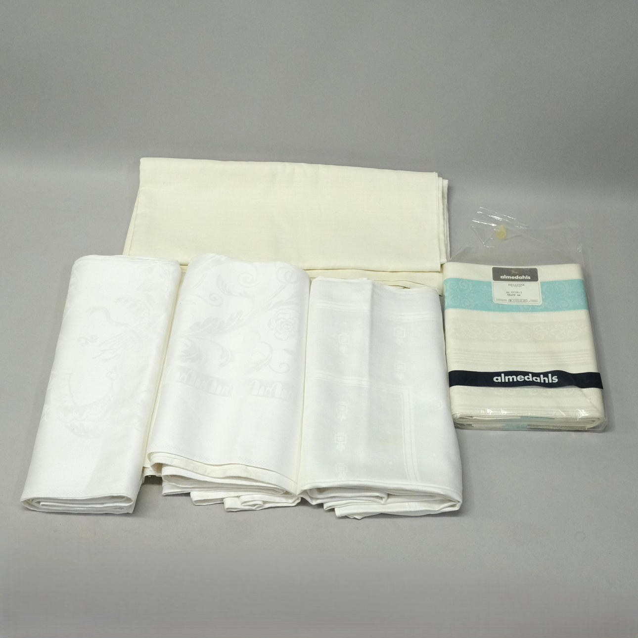 MASSER AF LINNED, DUGE OG STOF.