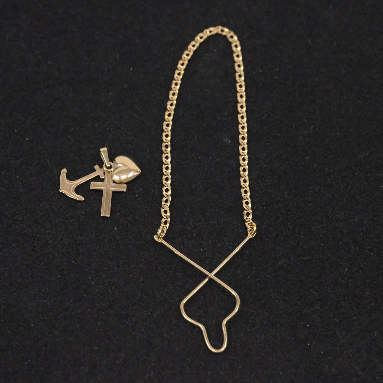 SOLMIONPIDIKE JA KORU, 9K KULTAA.