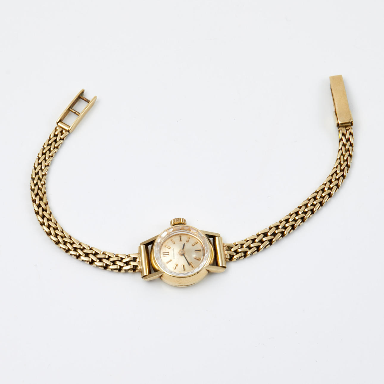 CERTINA, case and link 14k gold, manual clockwork.