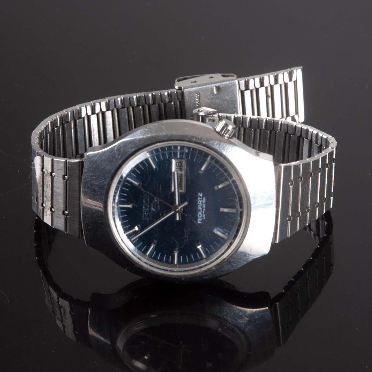 A WRIST WATCH, Ricoh Riquartz, Japan, 1970s/80s. Clocks & Watches