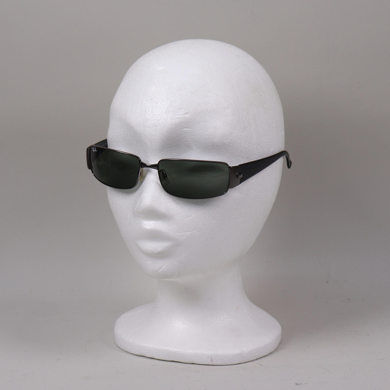 RAY-BAN, “RB 3237" sunglasses.