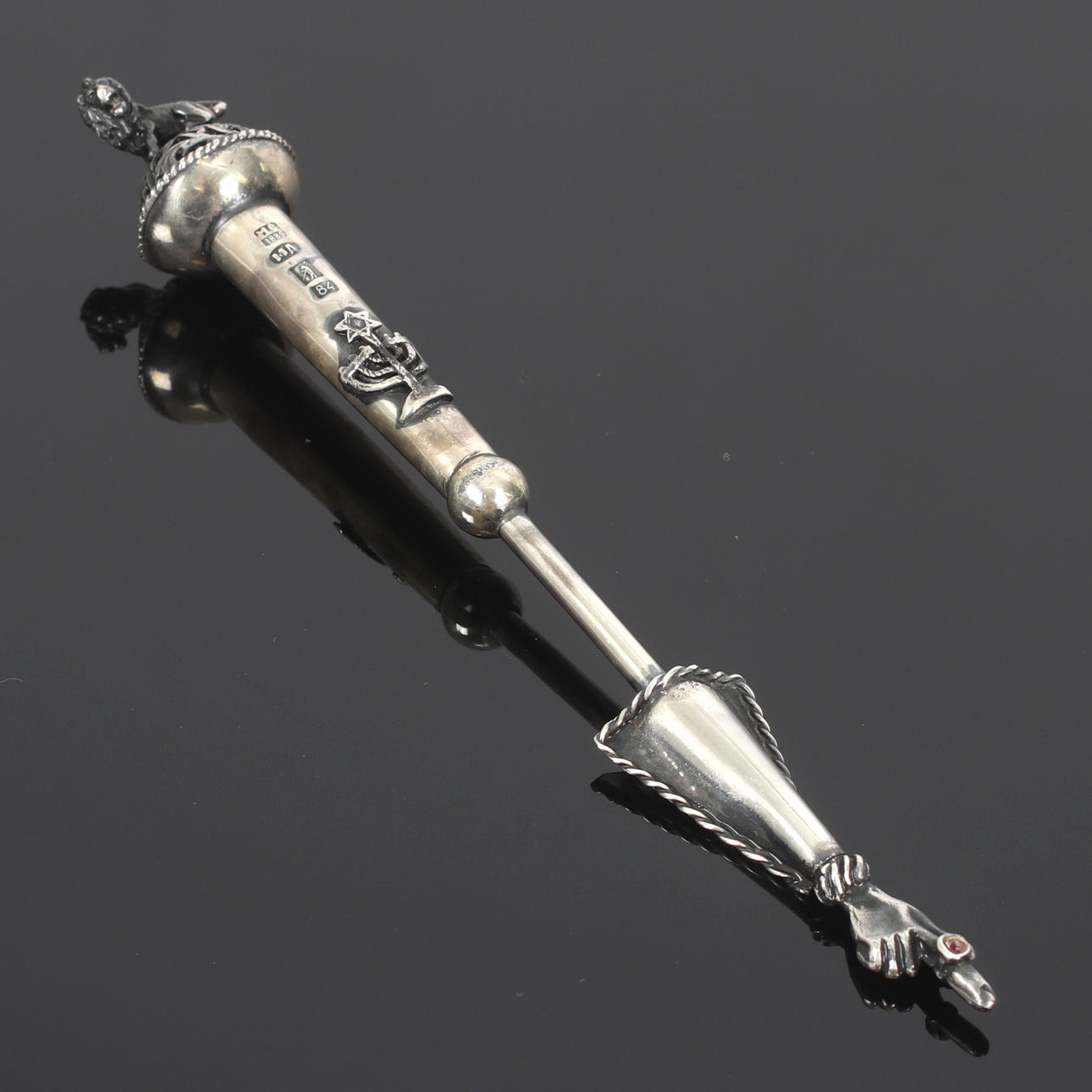 TORAHPOSTER, sølv, Jaroslavl, Rusland, 1889.