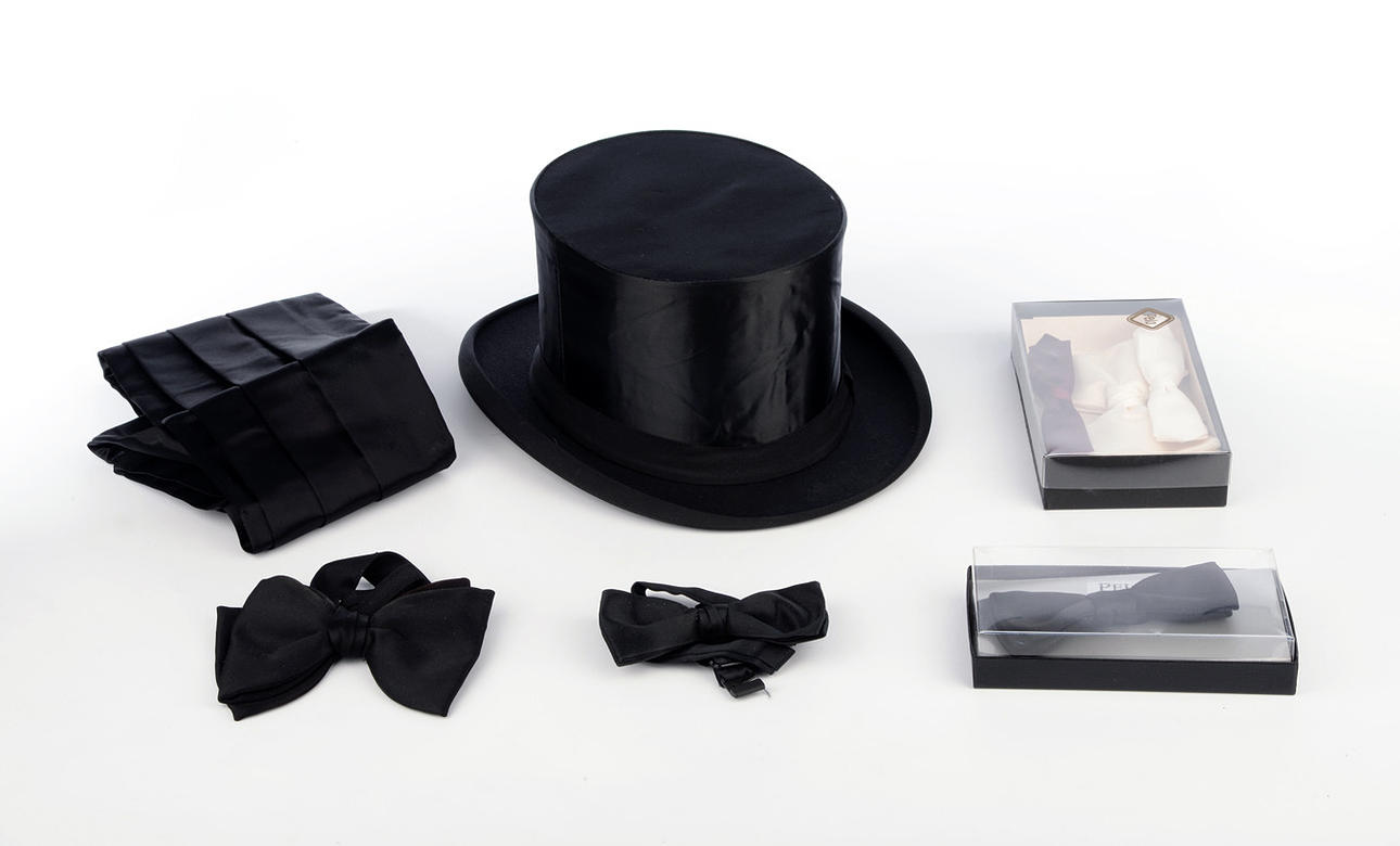 HUT Göbelhoff, Hannover Chapeau Claque + några flugor.