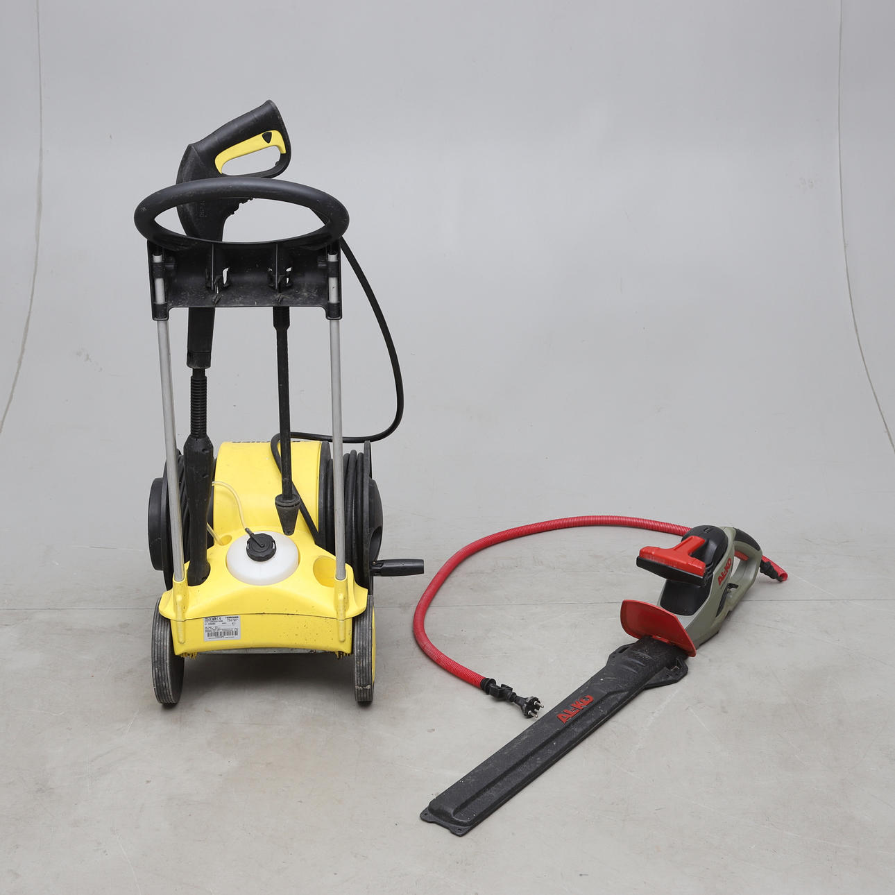 HIGH PRESSURE WASHERS & HEDGE SHEARS, Karcher & Al-Ko.