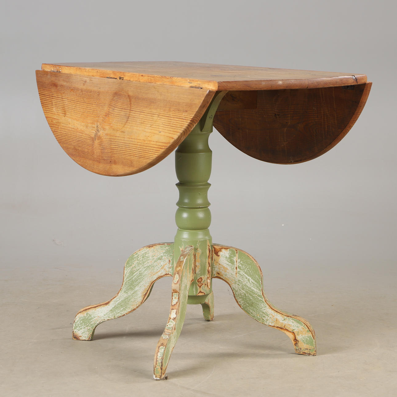 KLAFFBORD, furu, 1800-tal.