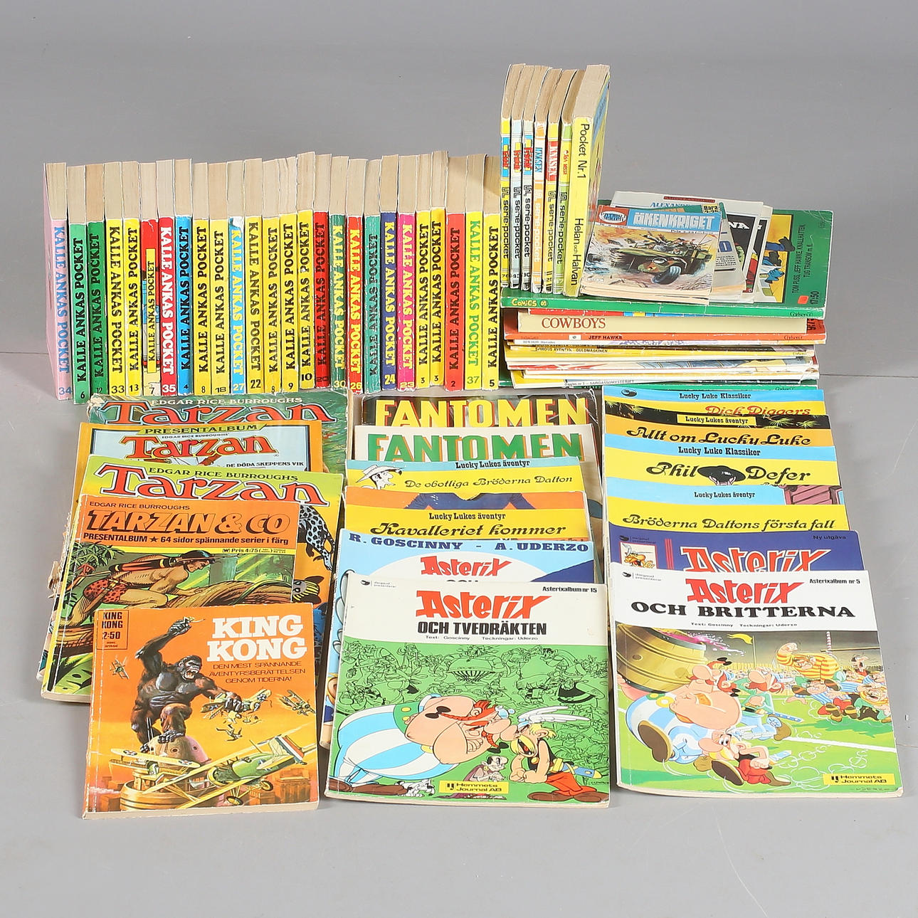 SERIETIDNINGAR samt POCKETS, ca 74 st, 1900-tal.