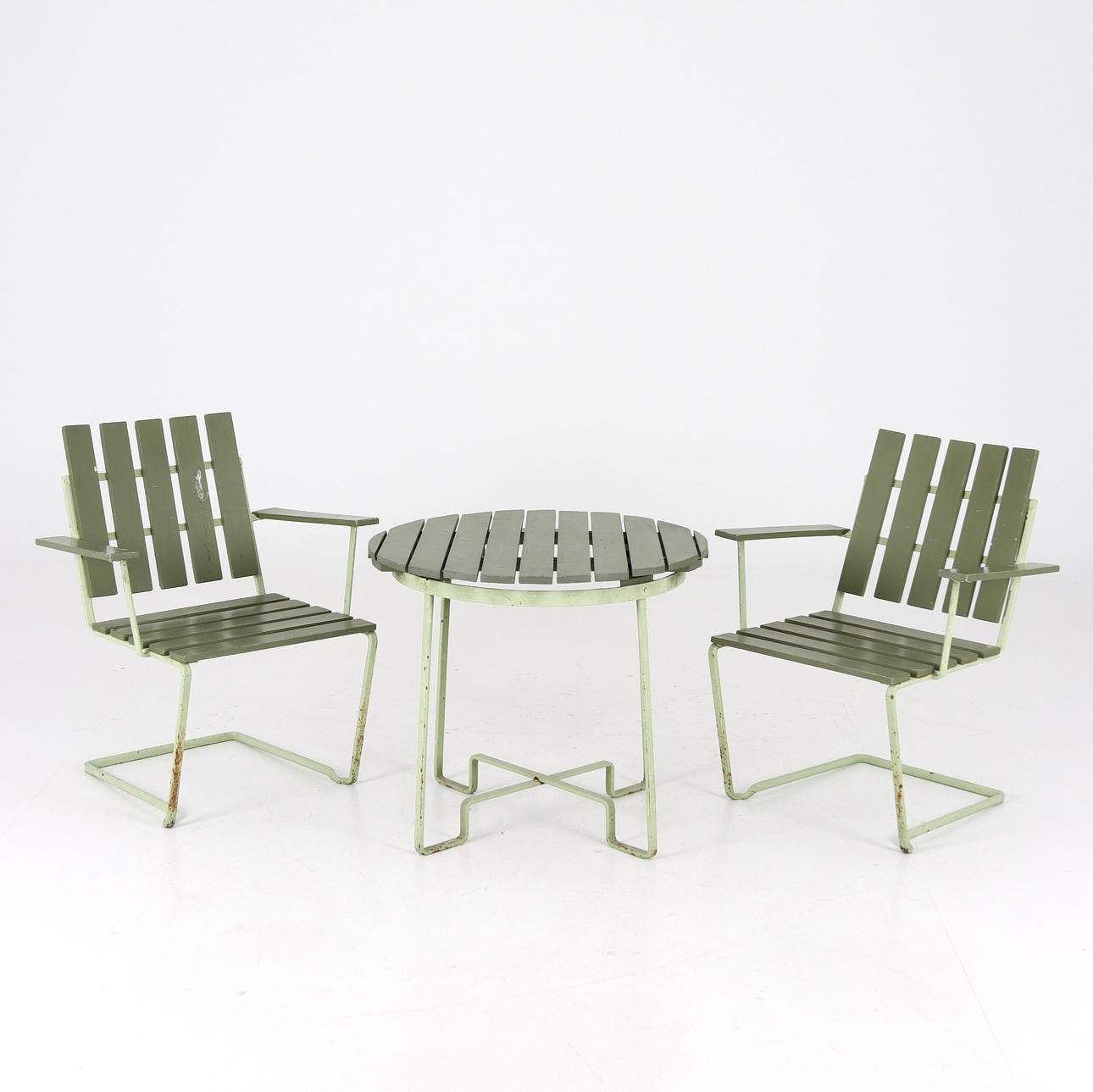 TRÄDGÅRDSGRUPP, 3 delar, Grythyttan. 1900-tal.