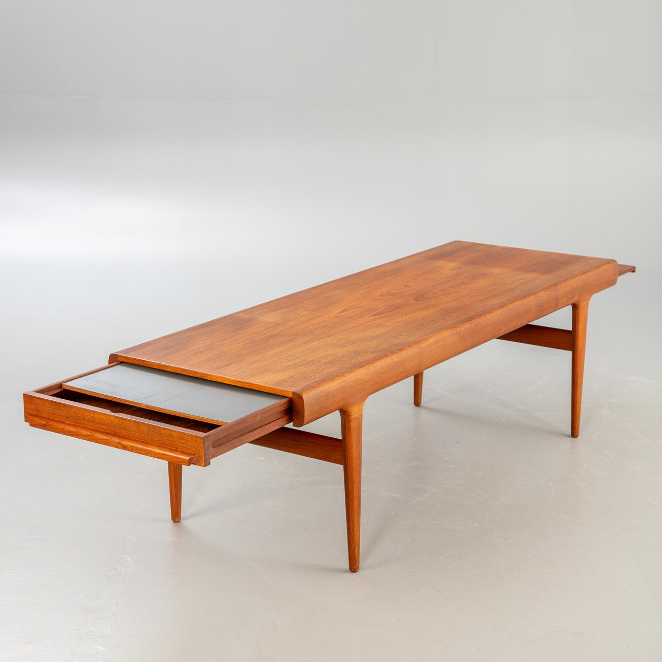Johannes Andersen for CFC Silkeborg, coffee table, Denmark, 1960s.