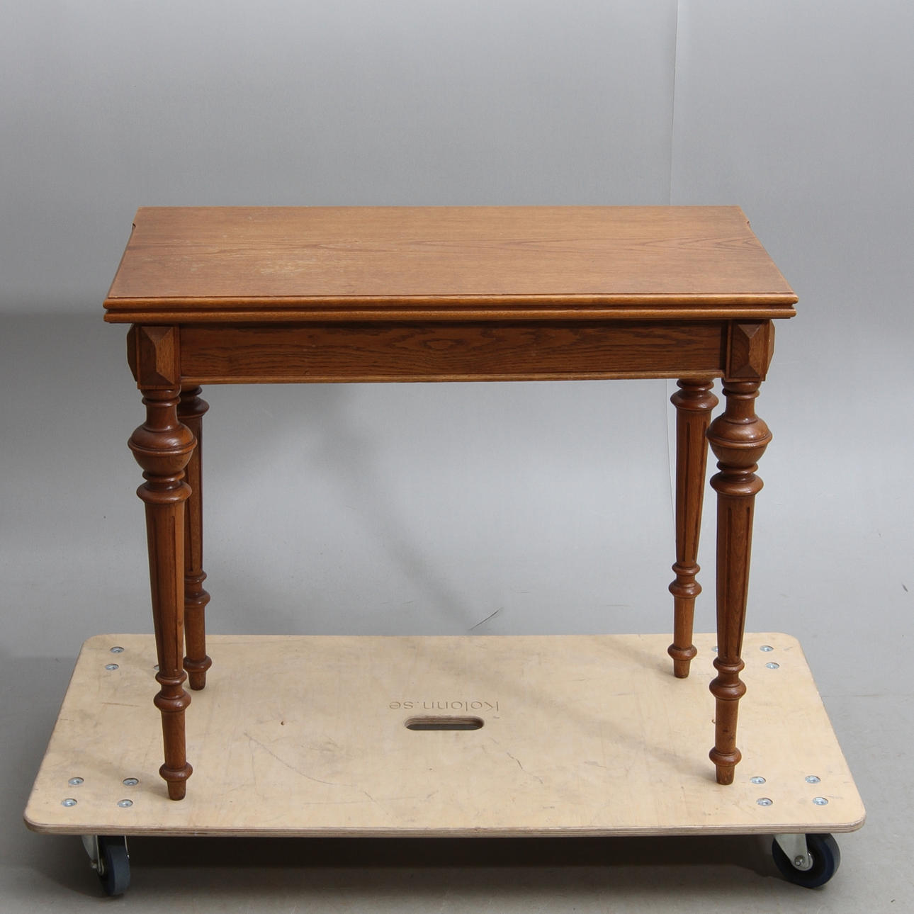 SPELBORD, nyrenässansstil, 1900-tal.