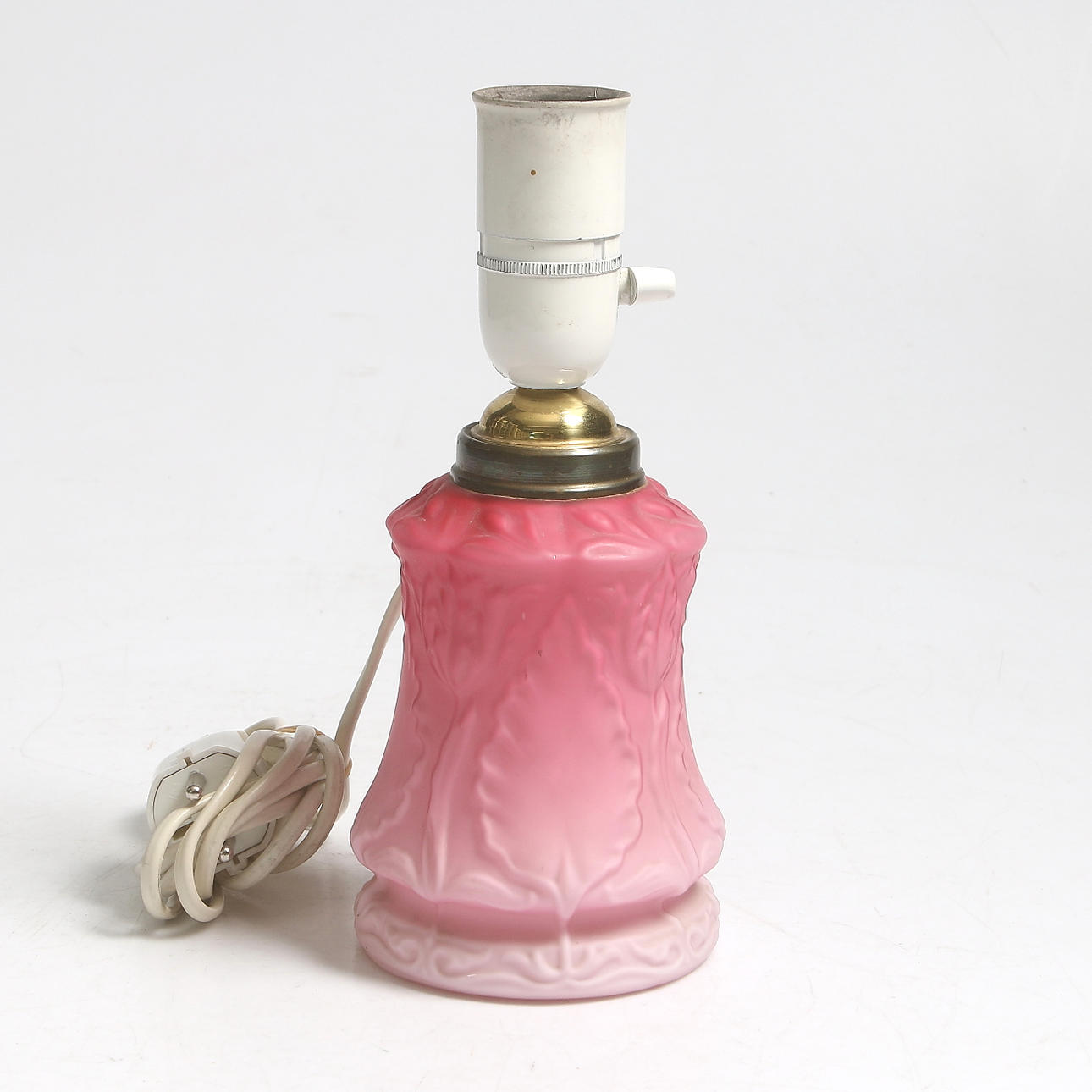 BORDSLAMPA, satinglas, omkring sekelskiftet 18/1900.