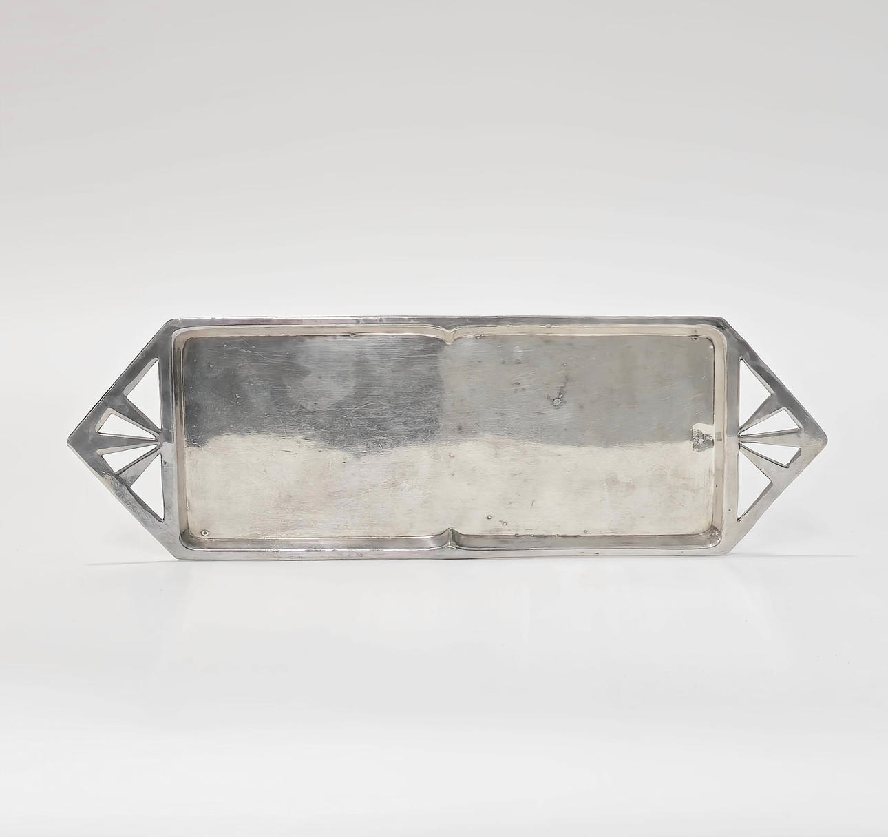 RECTANGULAR ART DECO SILVER METAL TRAY. MENESES.